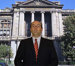 Crist&oacute;bal Flisfisch - ABOGADO